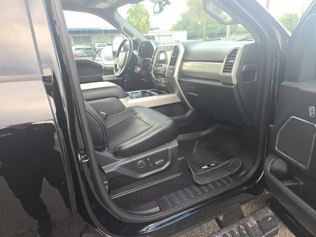 Used 2019 Ford F250 Lariat w/ Chrome Package AWD/4WD image 24
