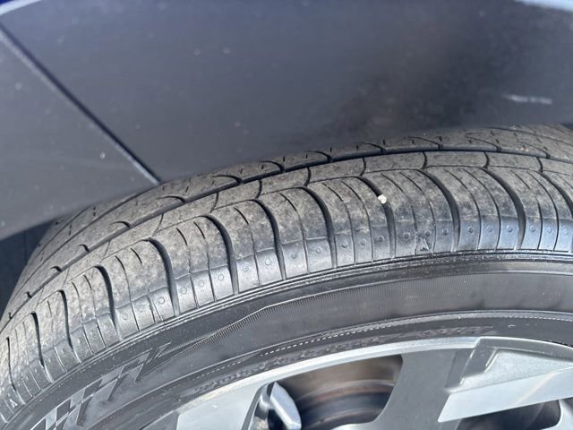 Used 2023 Hyundai Venue Limited w/ Cargo Package FWD image 42