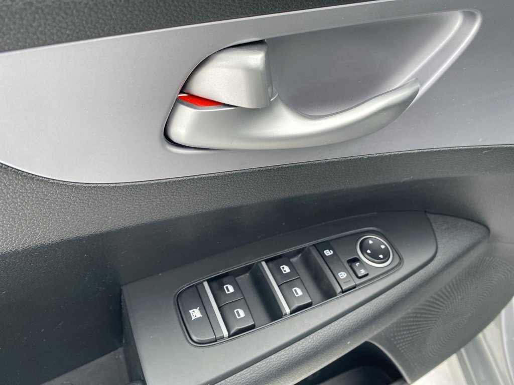 Certified 2024 Kia Forte LXS image 17