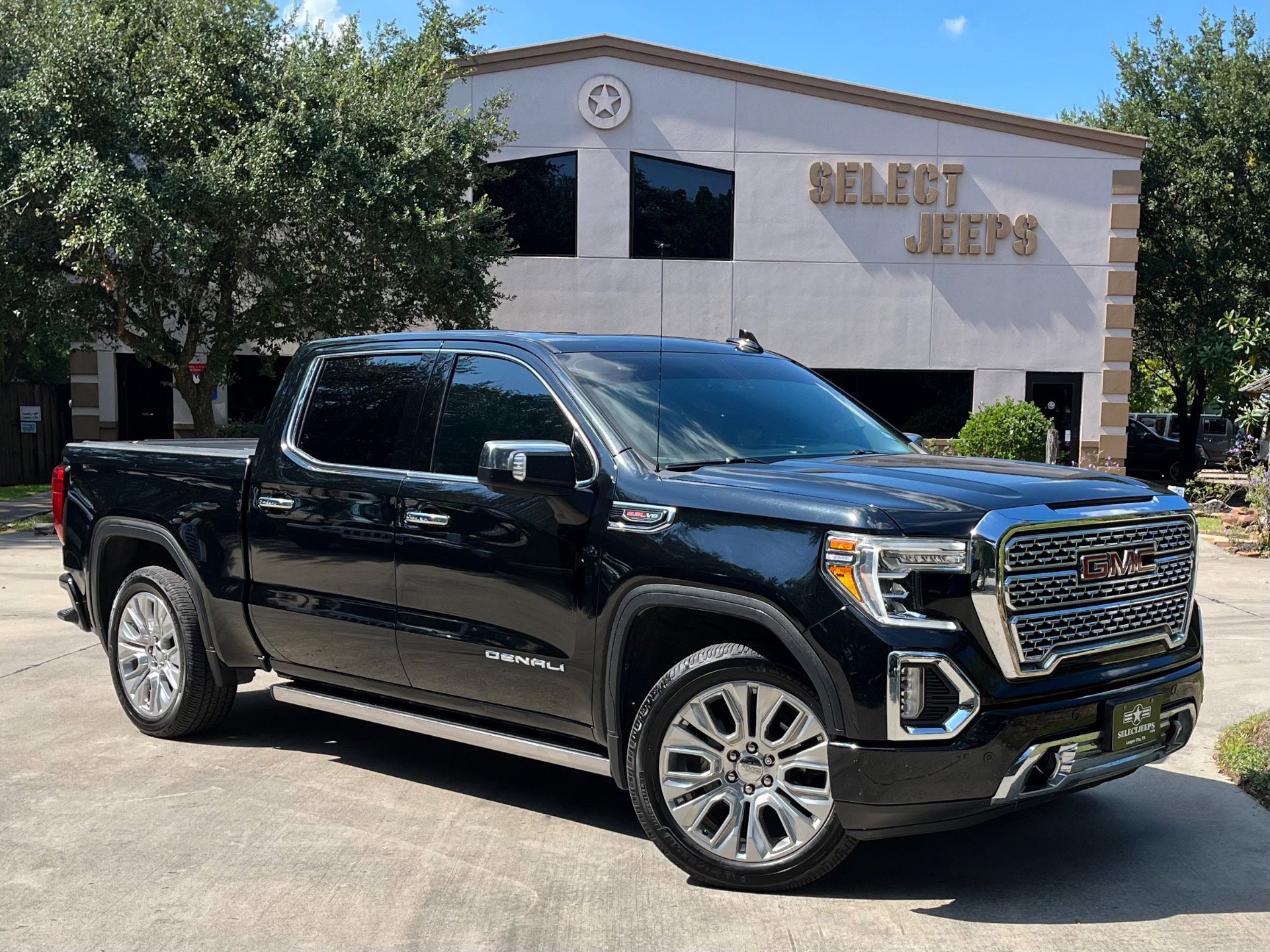 Used 2021 GMC Sierra 1500 Denali w/ Denali Premium Package image 1