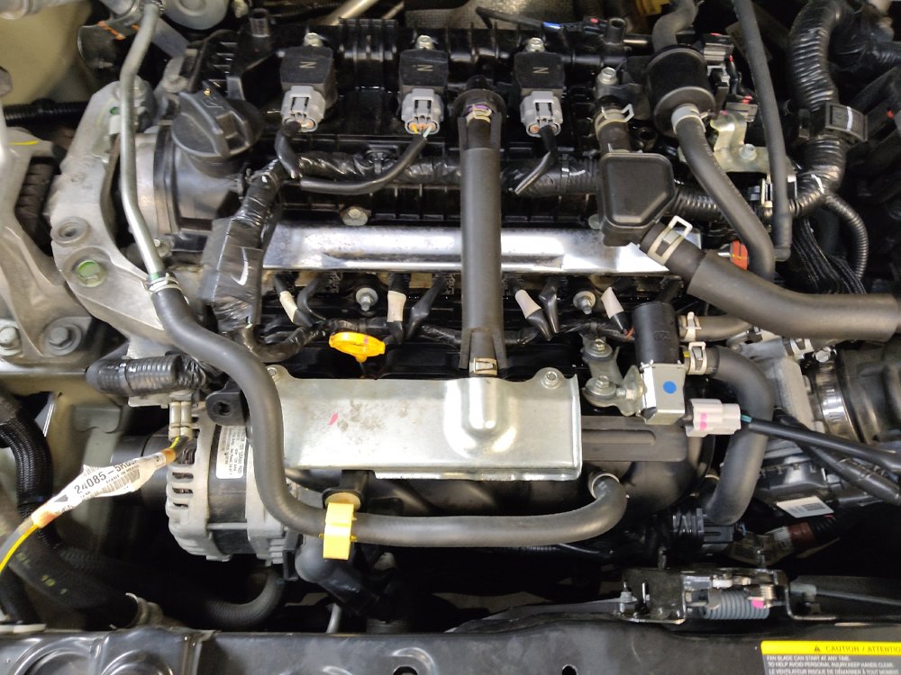 Used 2020 Nissan Versa S FWD image 30