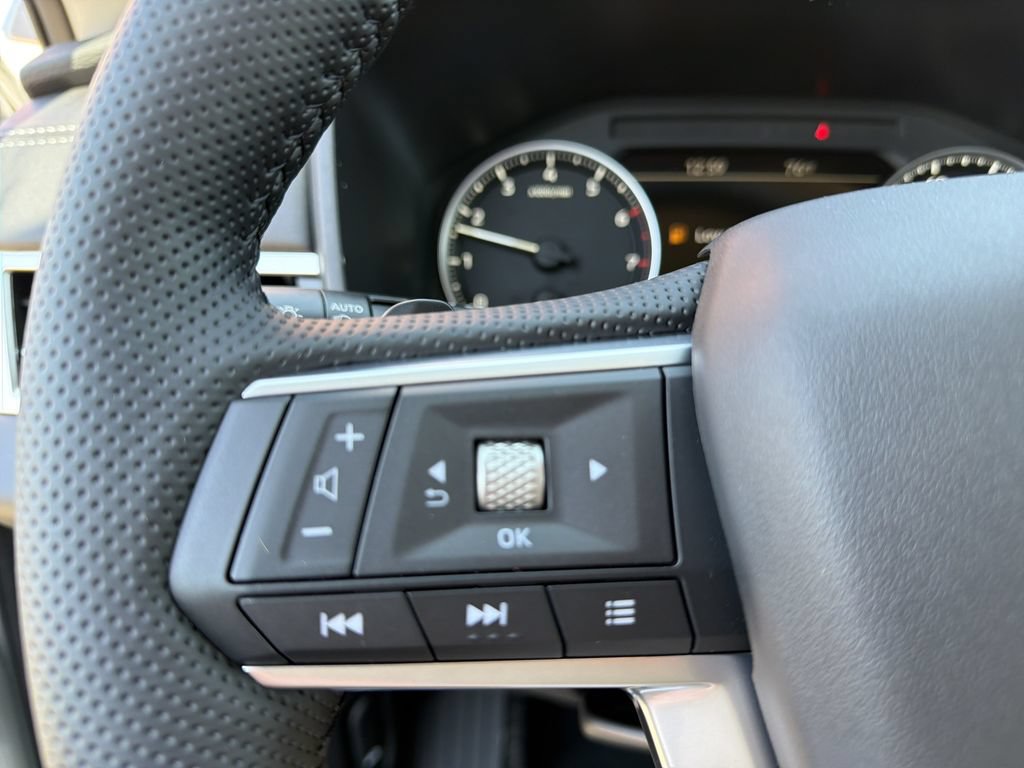 New 2026 Mitsubishi Outlander SE AWD/4WD image 19