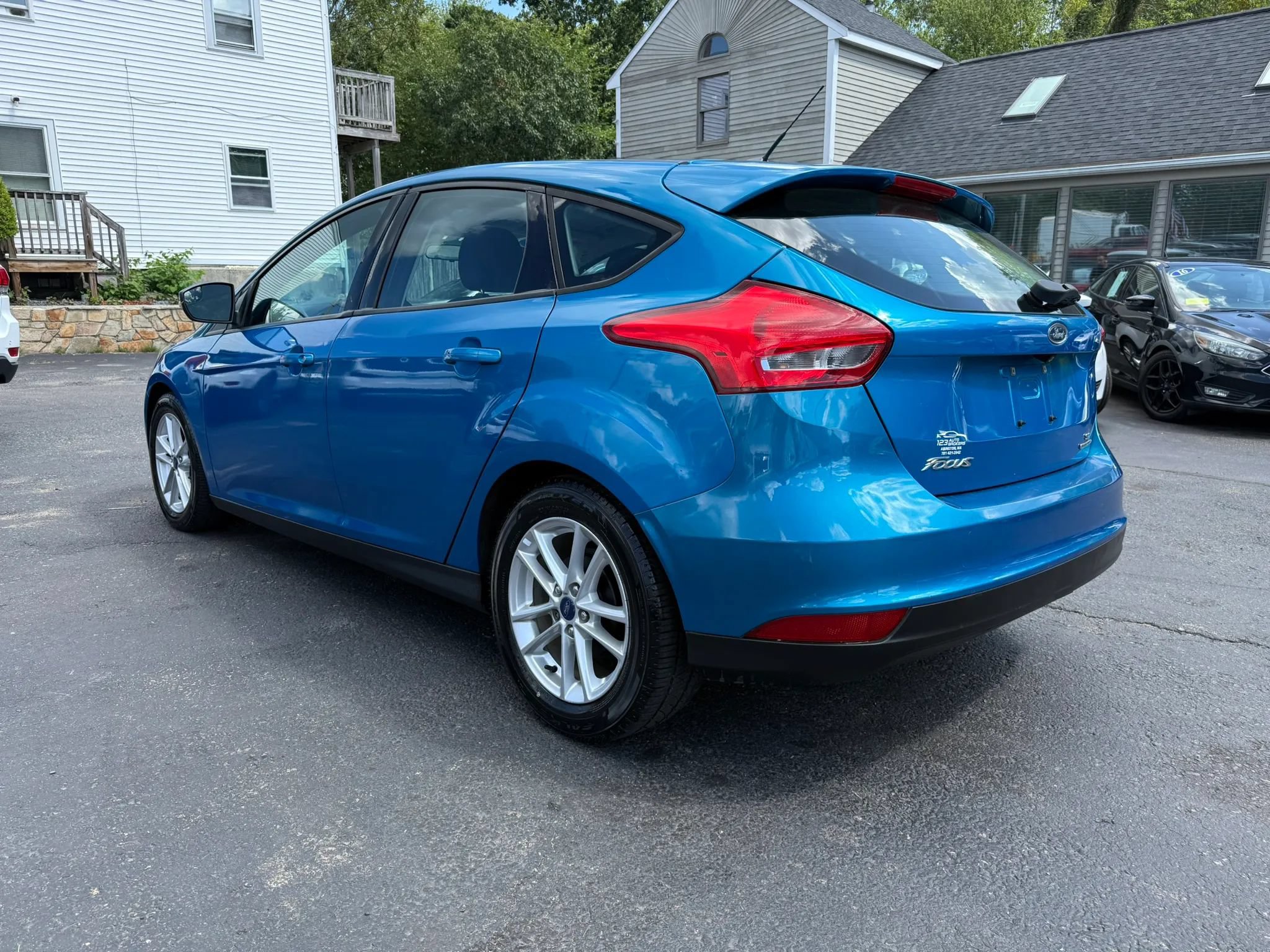 Used 2016 Ford Focus SE FWD image 5