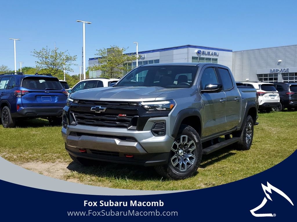Used 2024 Chevrolet Colorado Z71 w/ Z71 Convenience Package 2