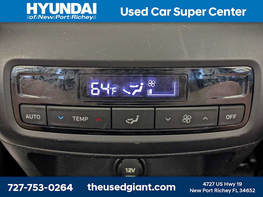 Used 2021 Hyundai Palisade SEL FWD image 18