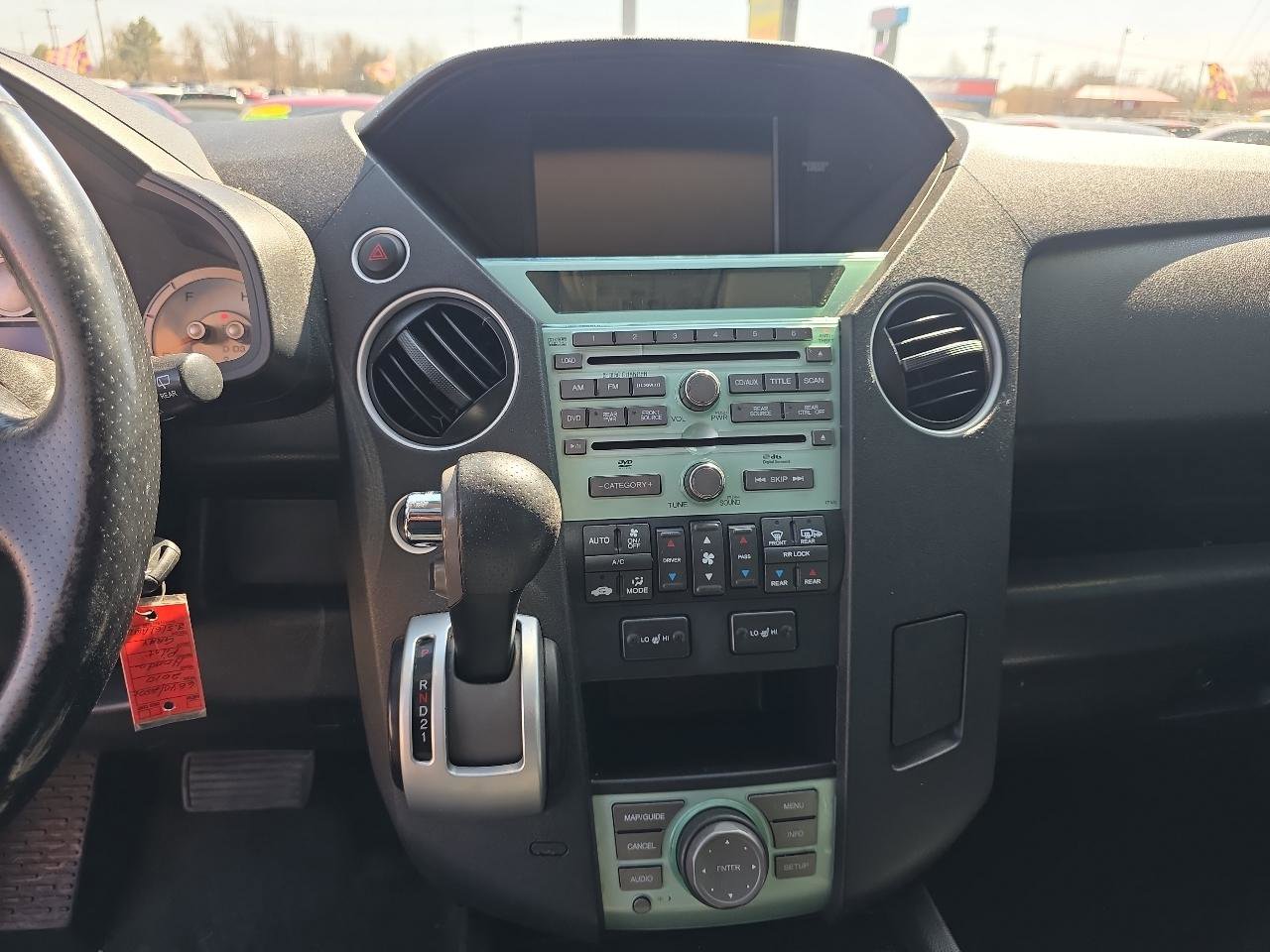 Used 2010 Honda Pilot Touring image 15