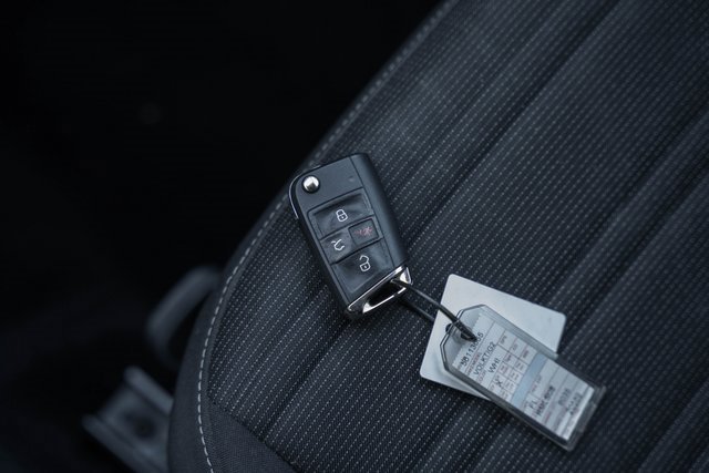 Used 2024 Volkswagen Tiguan S image 38