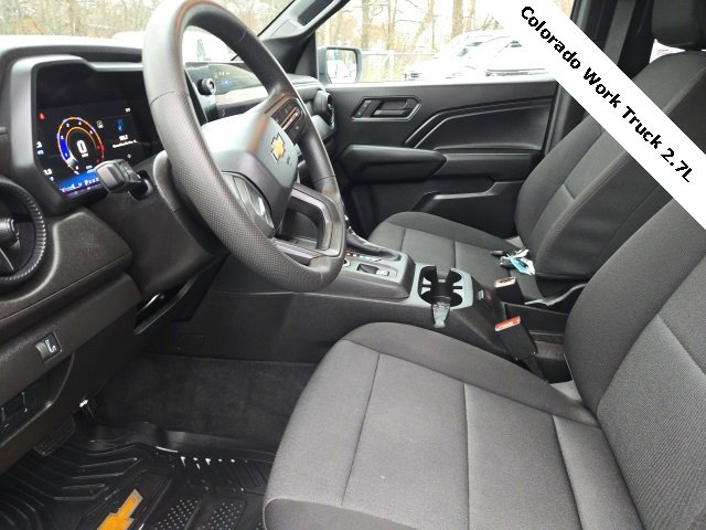 Used 2024 Chevrolet Colorado W/T image 14