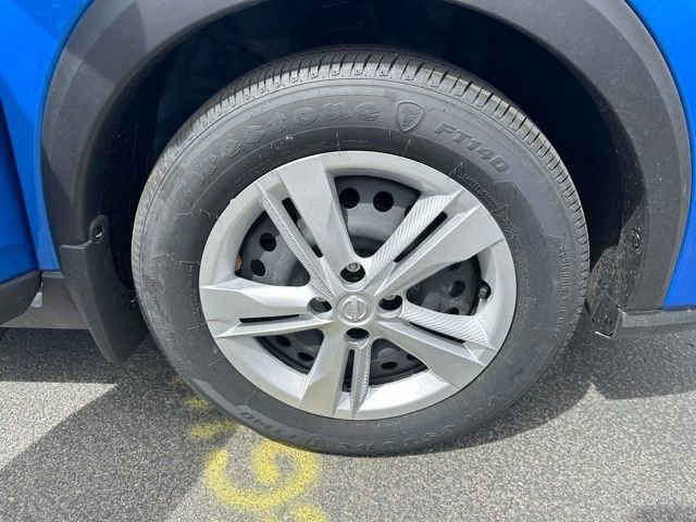 Used 2025 Nissan Kicks Play S image 13