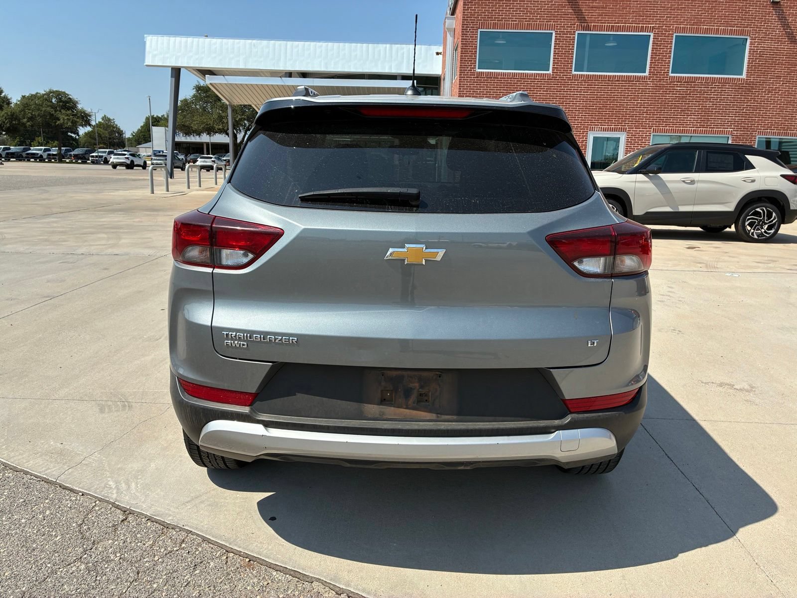 Used 2025 Chevrolet TrailBlazer LT AWD/4WD image 9