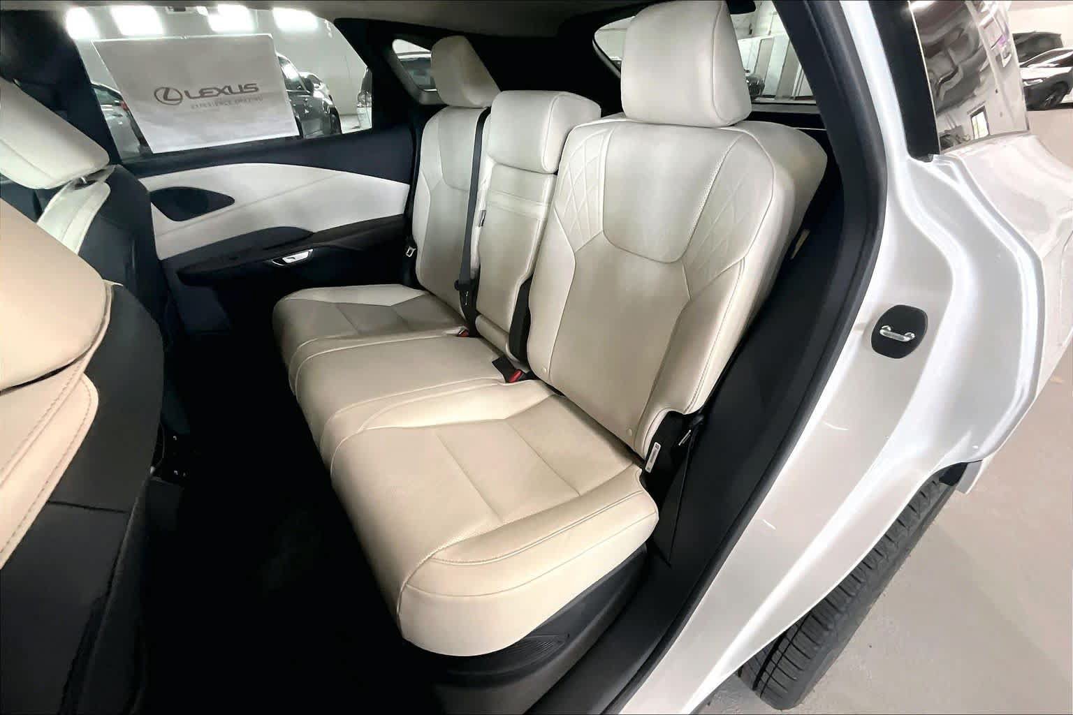 New 2026 Lexus RX 350 w/ Convenience Package AWD/4WD image 10