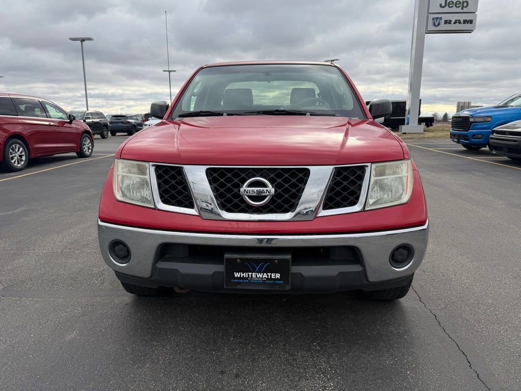 Used 2007 Nissan Frontier SE image 2