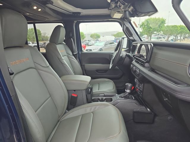 Used 2025 Jeep Gladiator Mojave image 10