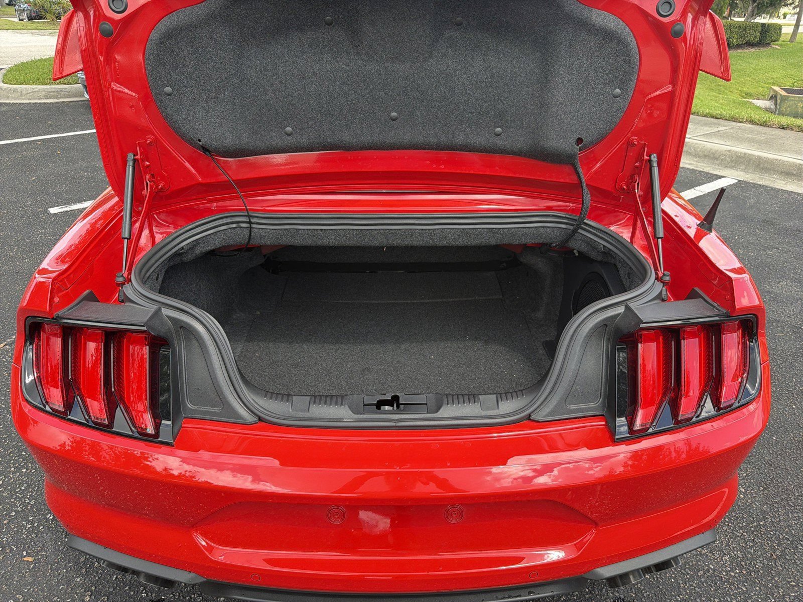 Used 2021 Ford Mustang GT Premium w/ California Special Package RWD image 14