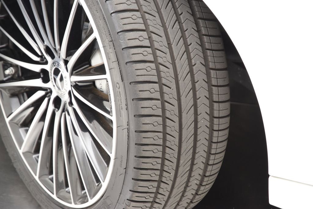 Certified 2023 Mercedes-Benz C 300 Sedan image 35