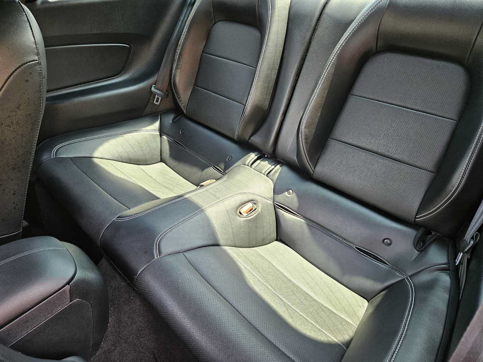 Used 2022 Ford Mustang GT Premium RWD image 27