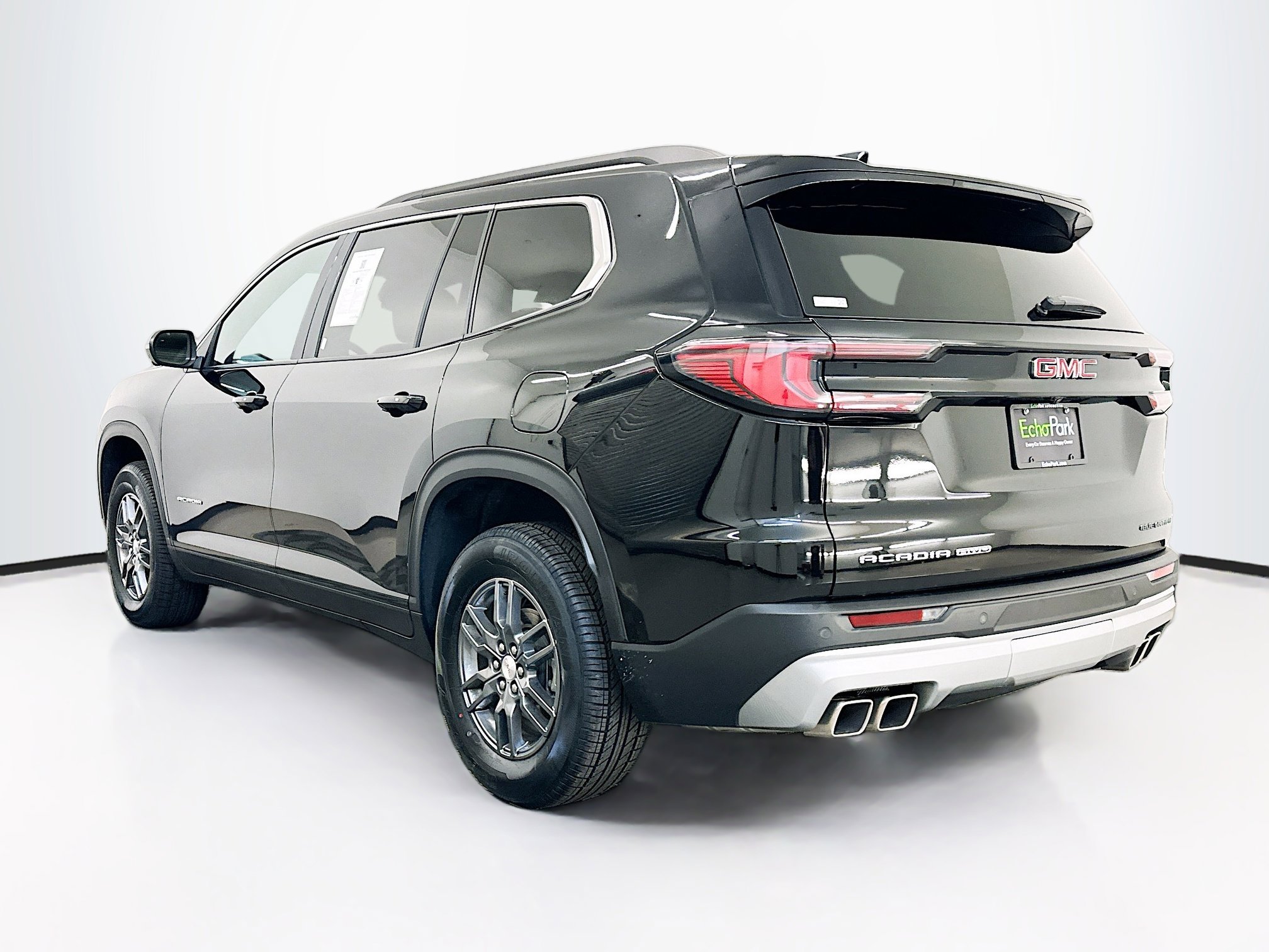 Used 2025 GMC Acadia Elevation image 5