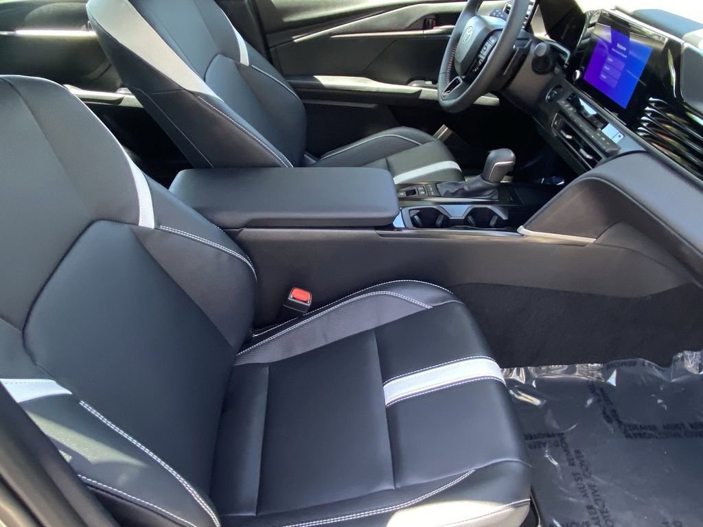 Certified 2026 Toyota Camry SE FWD image 17