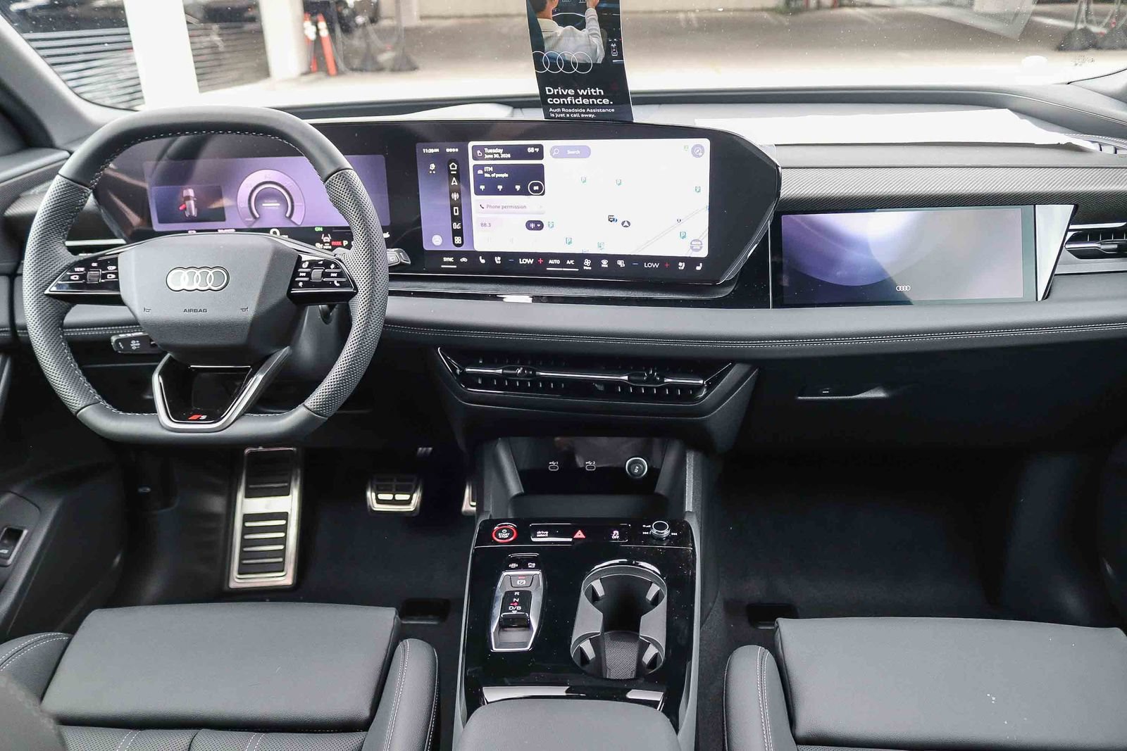 New 2027 Audi SQ6 e-tron Prestige AWD/4WD image 12