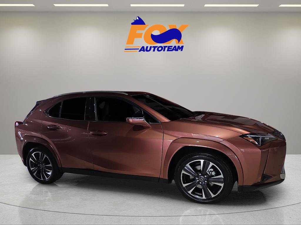 Used 2026 Lexus UX 300h AWD w/ Accessory Package (2T) image 5