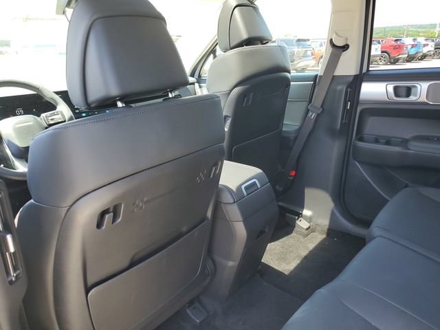Certified 2025 Hyundai Santa Fe XRT AWD/4WD image 14