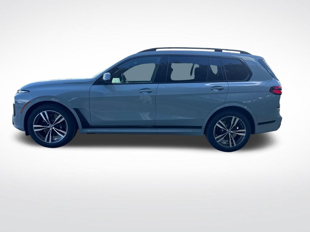 New 2026 BMW X7 xDrive40i w/ M Sport Package AWD/4WD image 5