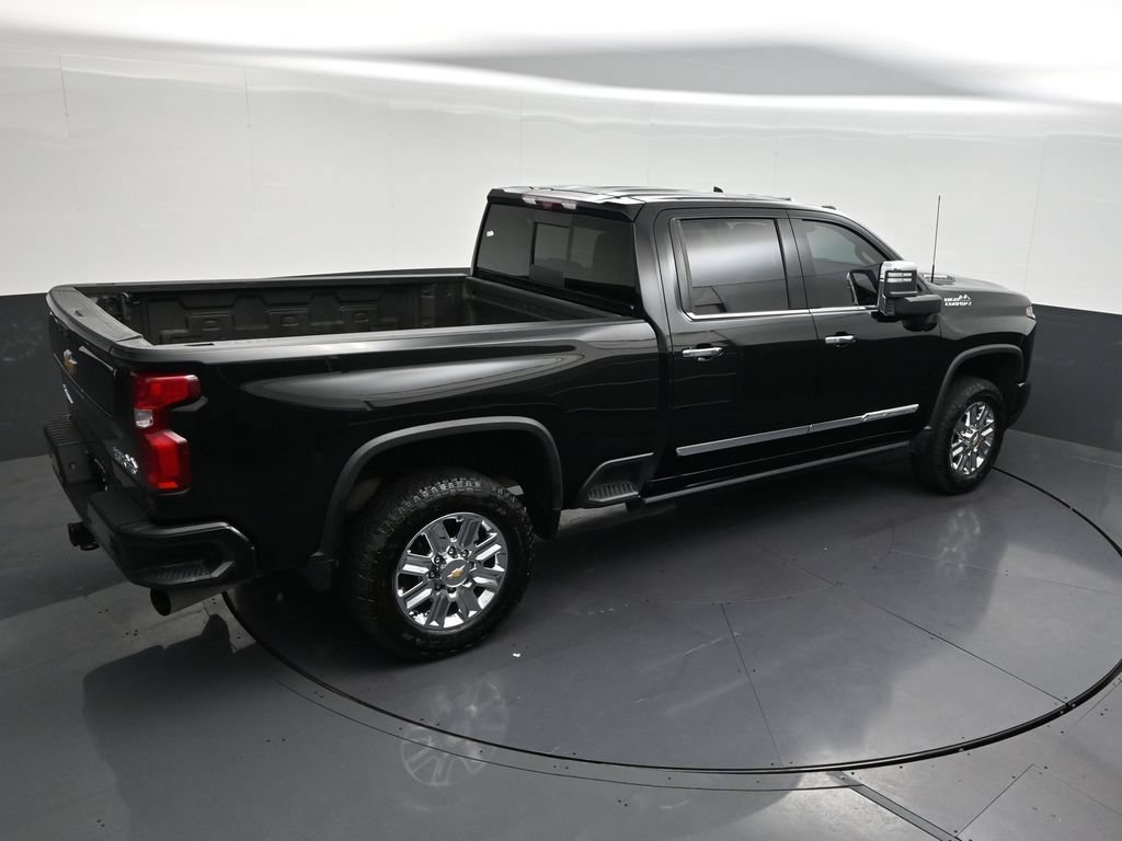 Used 2024 Chevrolet Silverado 2500 High Country w/ High Country Premium Package AWD/4WD image 21