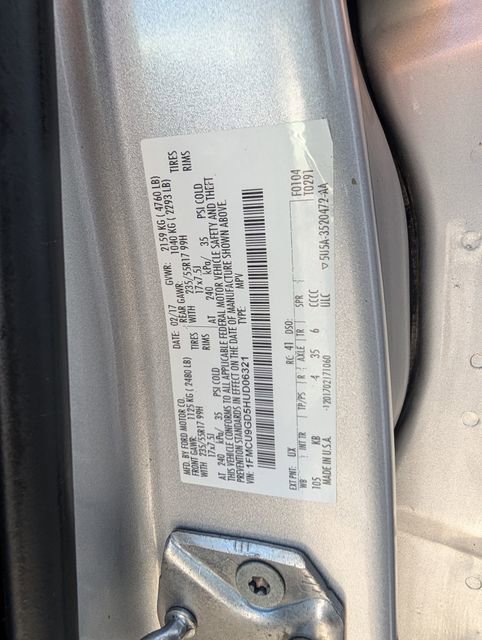 Used 2017 Ford Escape SE AWD/4WD image 39