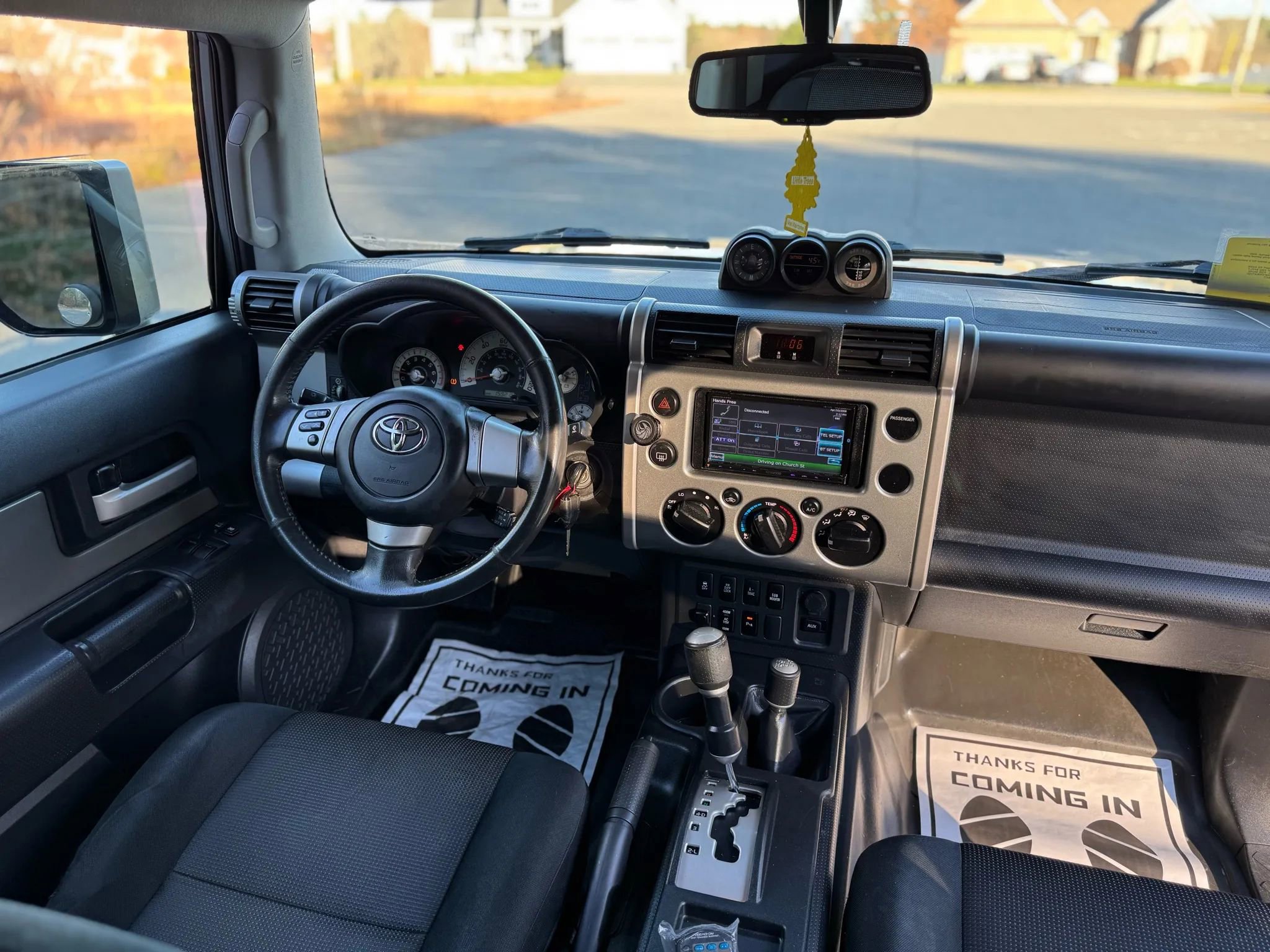 Used 2010 Toyota FJ Cruiser 4WD image 23