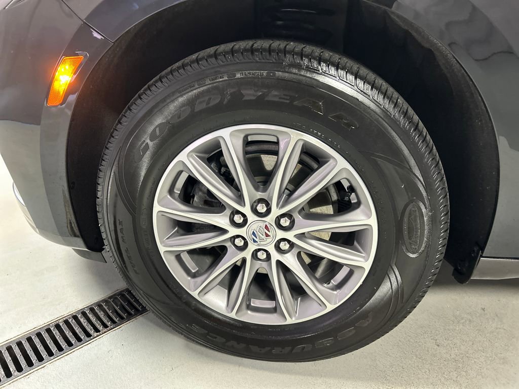 Used 2024 Buick Enclave Essence w/ LPO, Cargo Package image 9