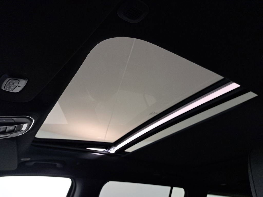 Used 2025 Jeep Wagoneer Series II w/ Premium Group I image 25