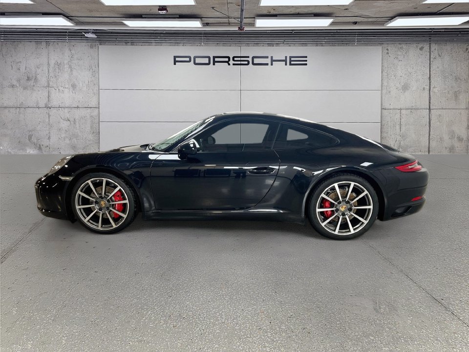 Certified 2017 Porsche 911 Carrera S RWD image 2