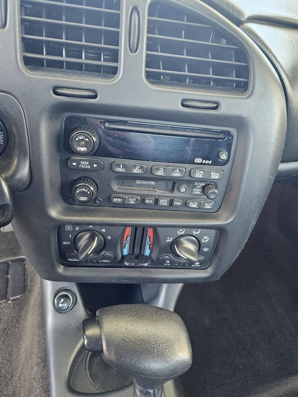 Used 2002 Chevrolet Monte Carlo SS w/ Preferred Equipment Group FWD image 13