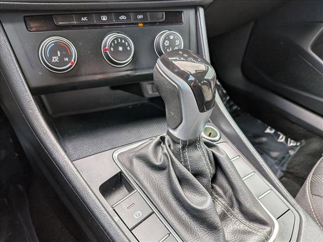 Used 2023 Volkswagen Jetta Sport image 17