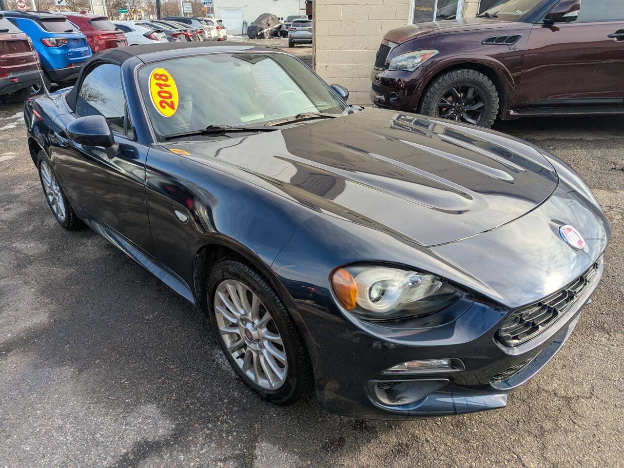 Used 2018 FIAT 124 Spider Classica image 1