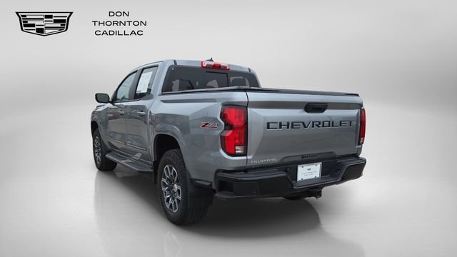 Used 2024 Chevrolet Colorado Z71 w/ Z71 Convenience Package 2 AWD/4WD image 3