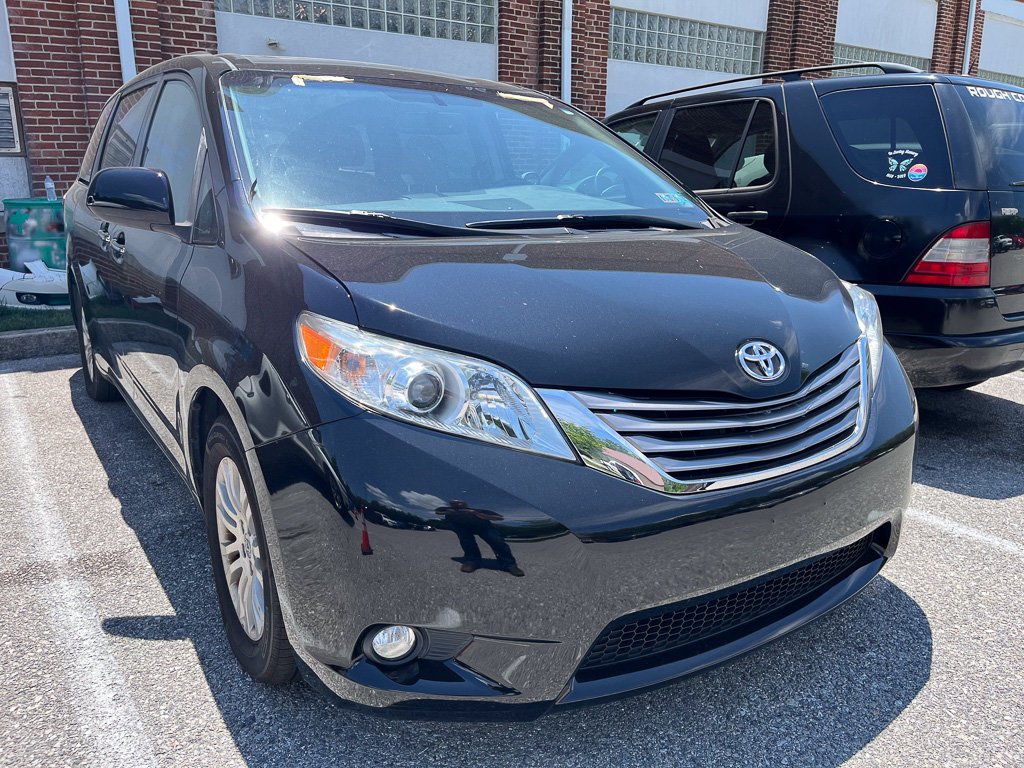 Used 2017 Toyota Sienna XLE