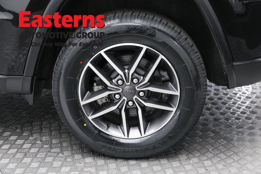 Used 2021 Jeep Grand Cherokee Limited w/ Premium Lighting Group image 8