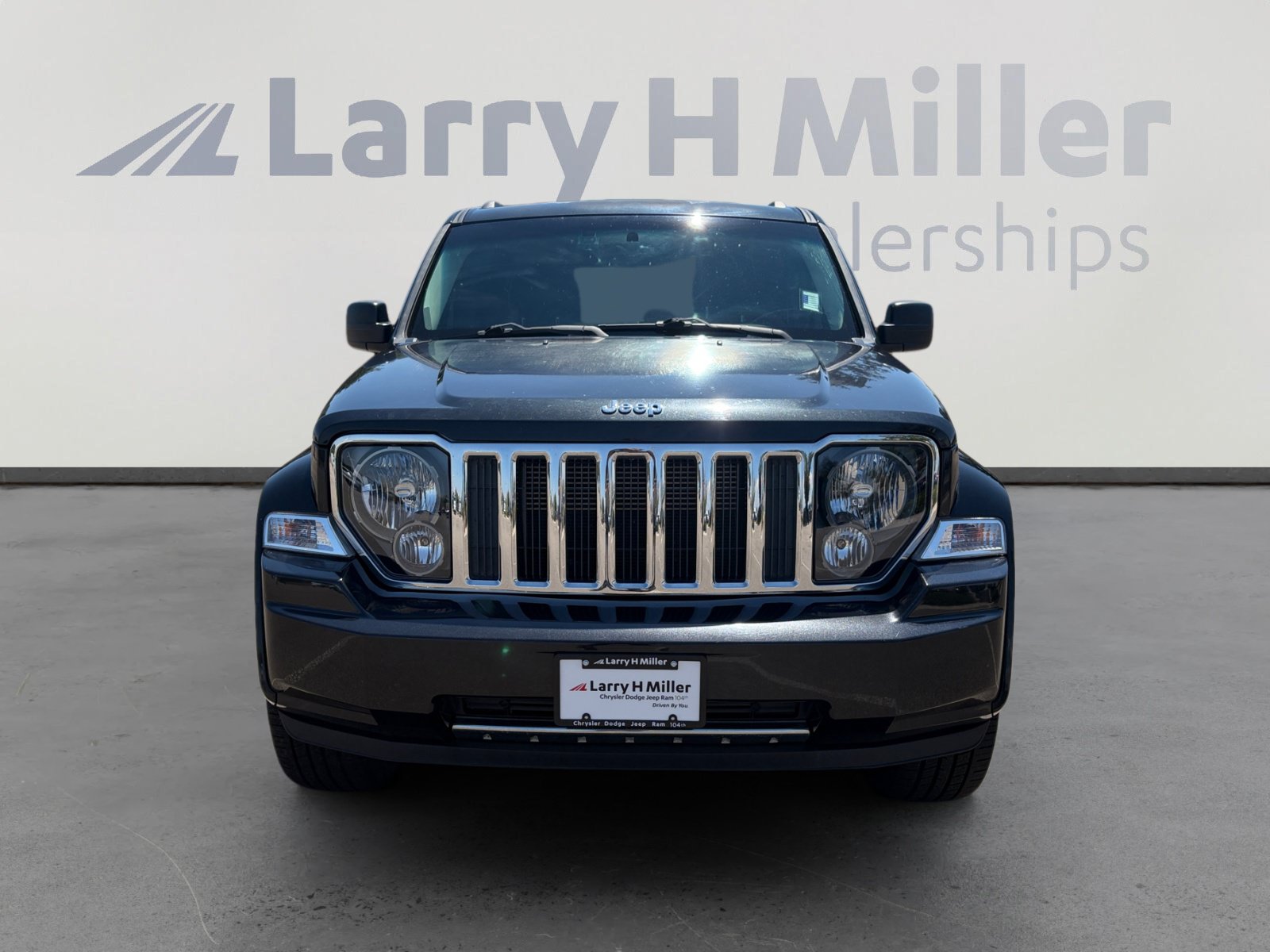 Used 2012 Jeep Liberty Limited Jet w/ Comfort/Convenience Group AWD/4WD image 9