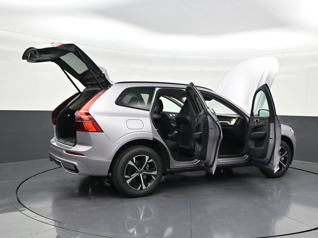 New 2026 Volvo XC60 B5 Core AWD/4WD image 29