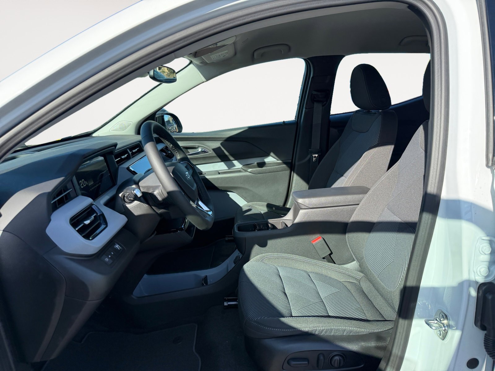New 2027 Chevrolet Bolt LT image 10