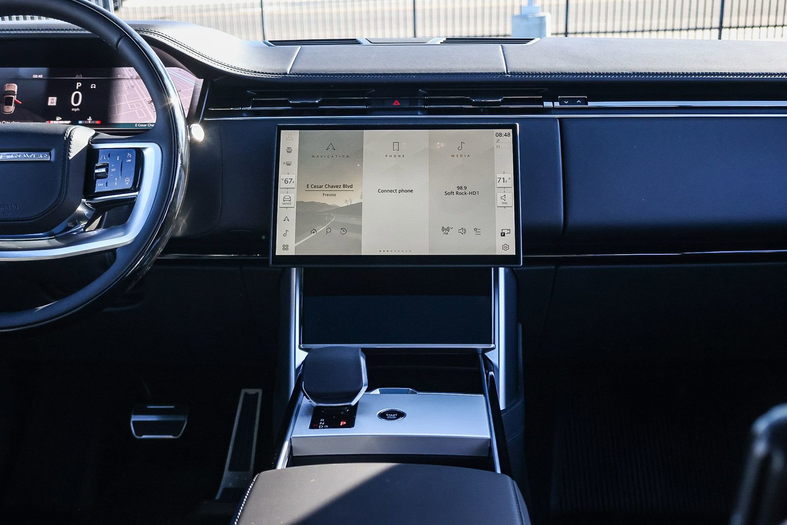 New 2026 Land Rover Range Rover Long Wheelbase SE image 24