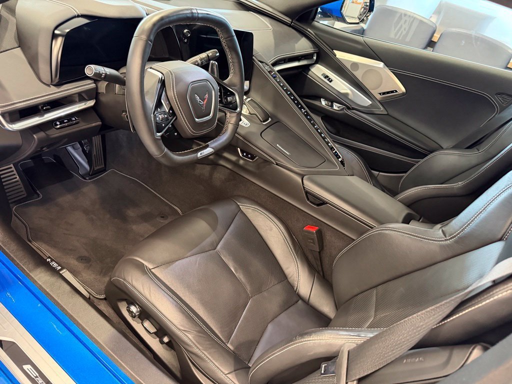 Used 2025 Chevrolet Corvette E-Ray AWD/4WD image 13