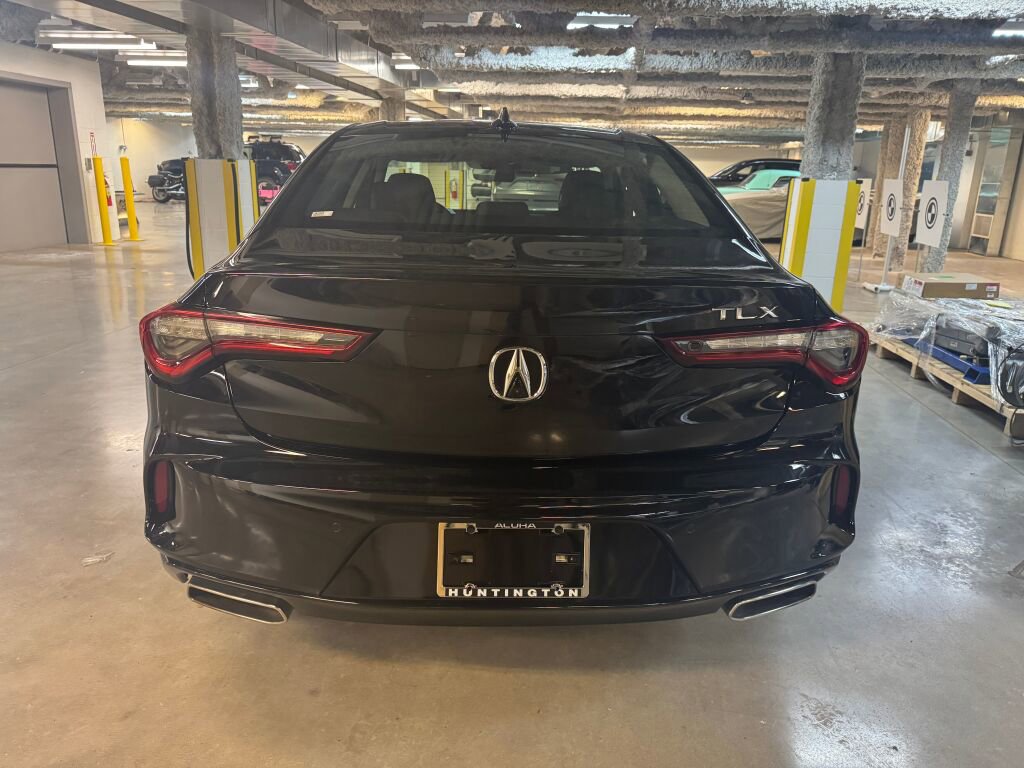 Certified 2022 Acura TLX w/ Technology Package image 7