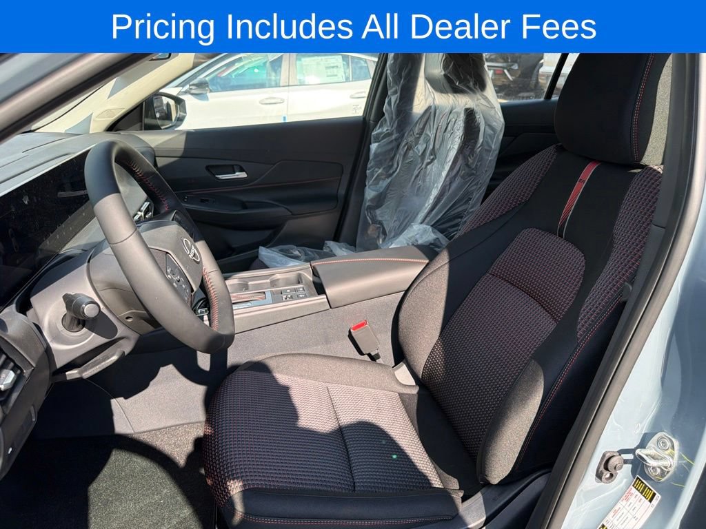 New 2027 Nissan Sentra SR w/ Floor Mat Package FWD image 12