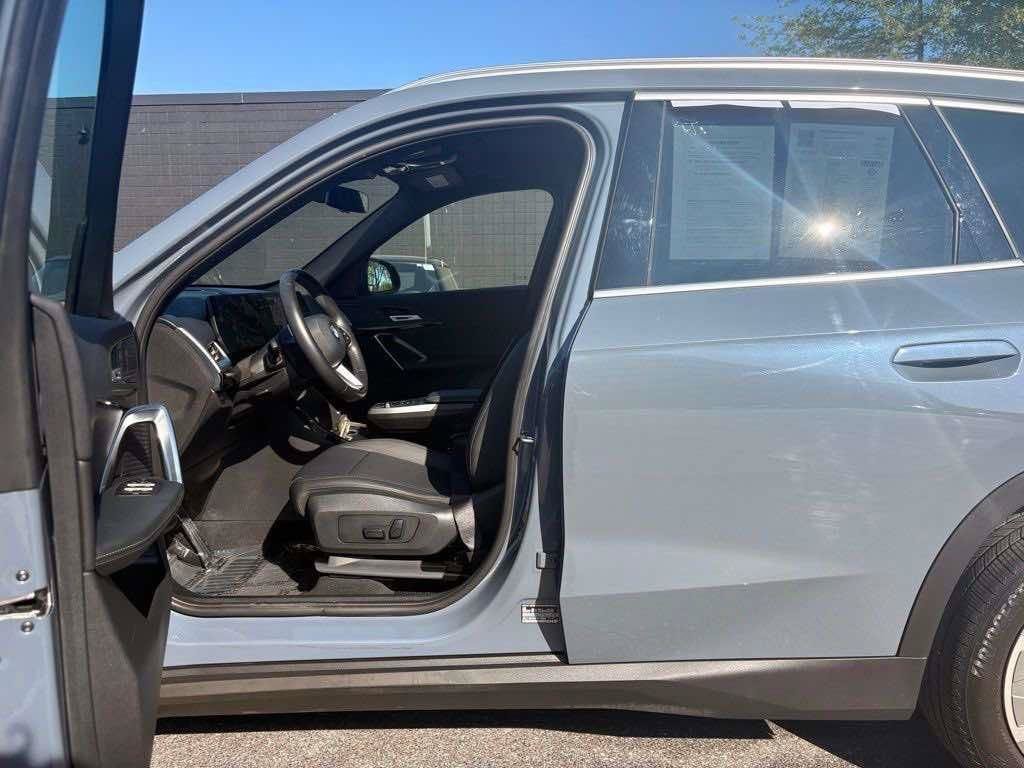 Used 2023 BMW X1 xDrive28i w/ Convenience Package AWD/4WD image 29