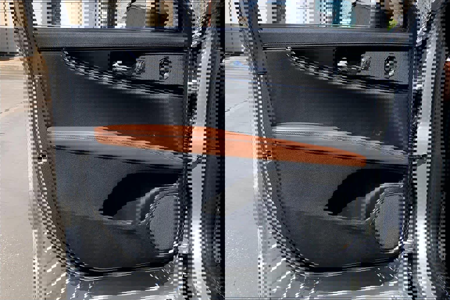 Used 2021 Lincoln Nautilus Reserve w/ Class II Trailer Tow Package image 21