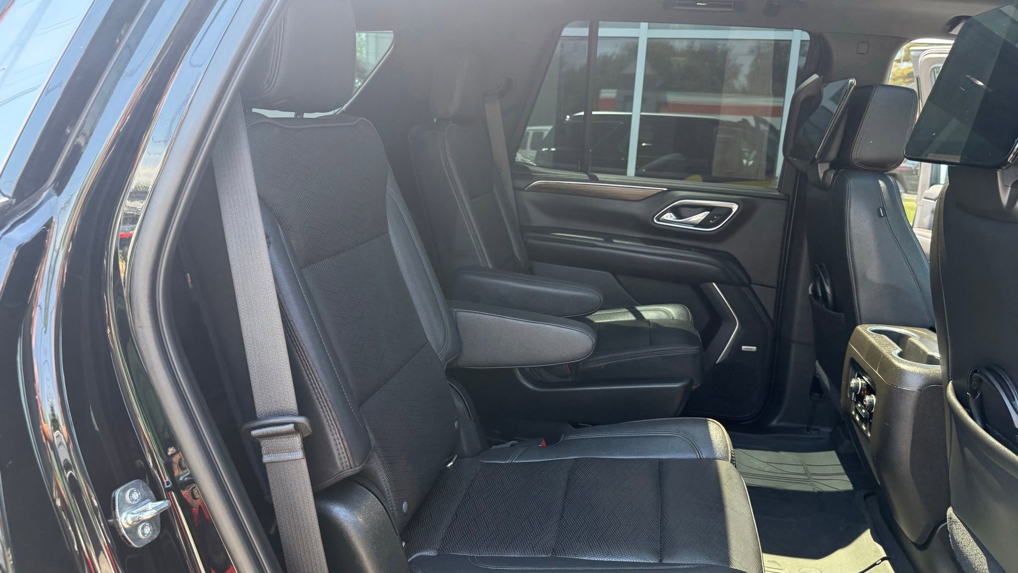 Used 2021 Chevrolet Tahoe High Country AWD/4WD image 28