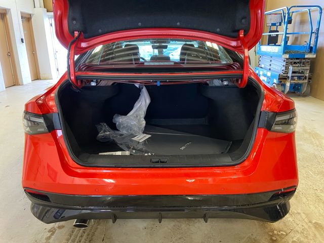 New 2026 Nissan Sentra SR w/ SR Premium Package FWD image 17