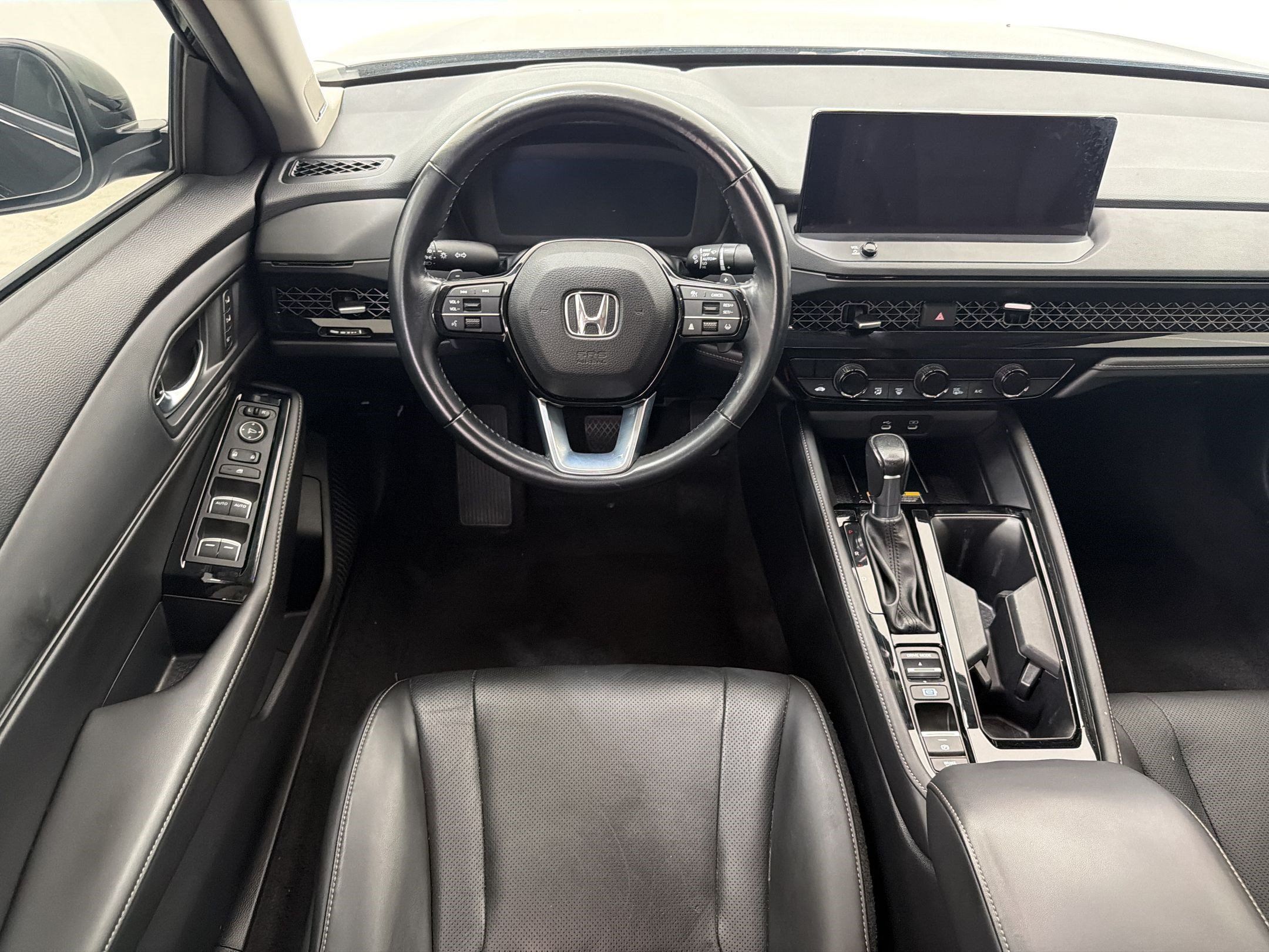 Used 2023 Honda Accord Touring image 16